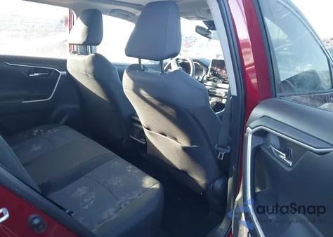 2024 Toyota Rav4 Xle z USA, uszkodzony, nr VIN 2T3P1RFV0RW470427